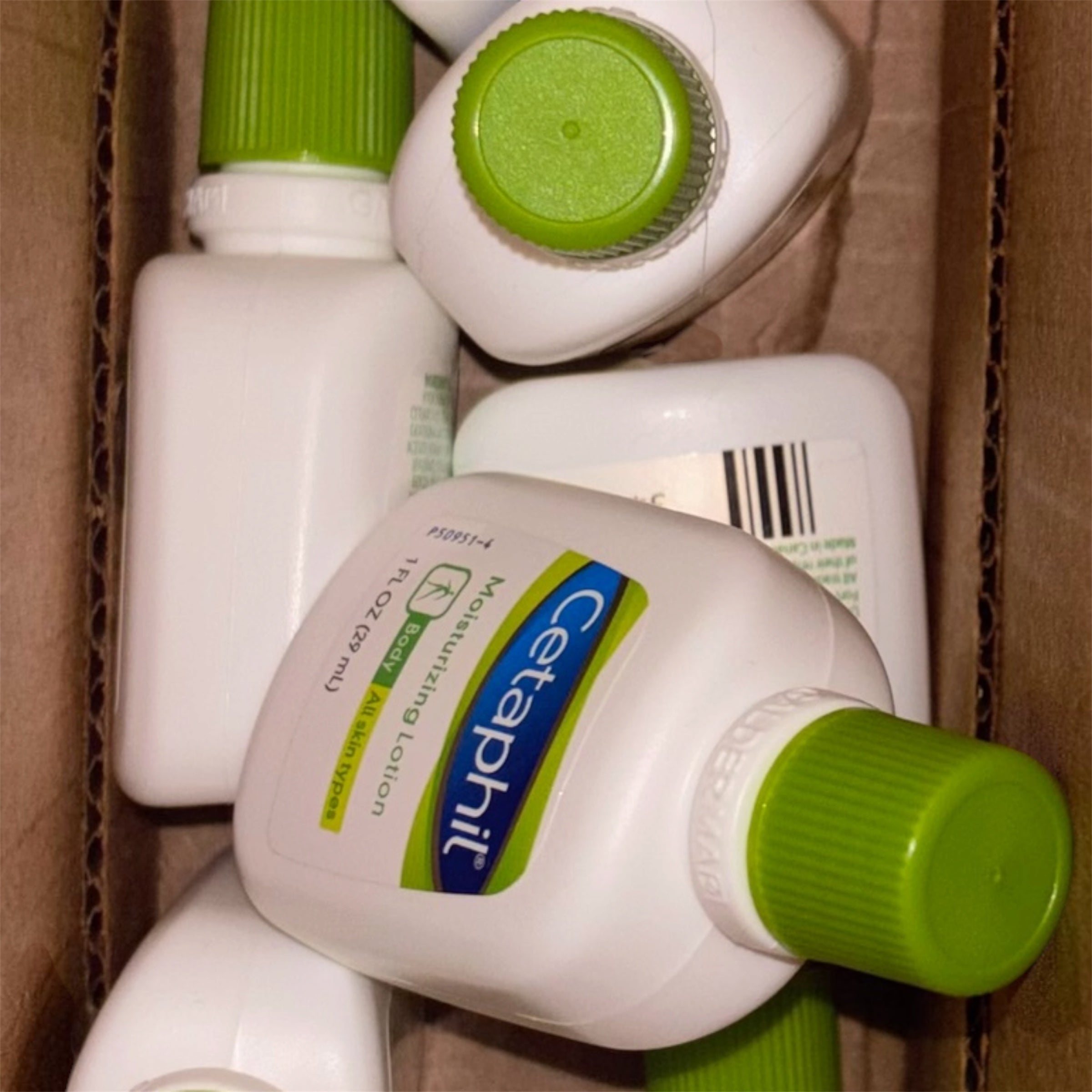 Cetaphil Travel size bottle 10 in the box